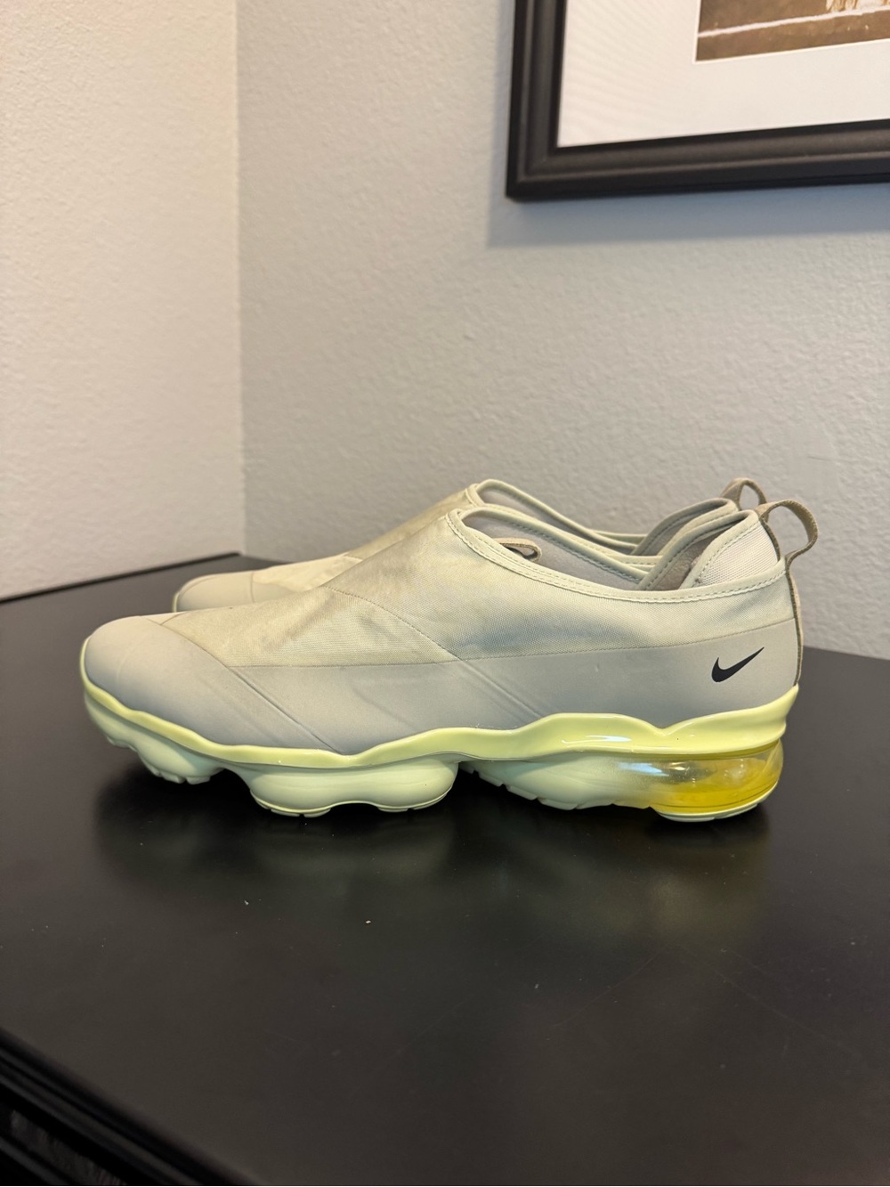 Nike Air VaporMax Moc Roam Light Stone Slip On